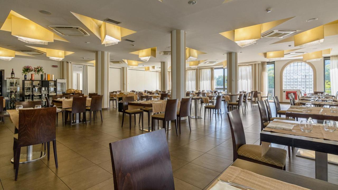 Hotel Terme Capasso คอนตูร์ซี ภายนอก รูปภาพ
