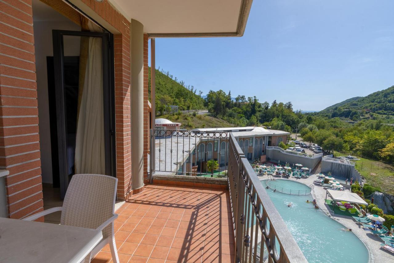 Hotel Terme Capasso คอนตูร์ซี ภายนอก รูปภาพ