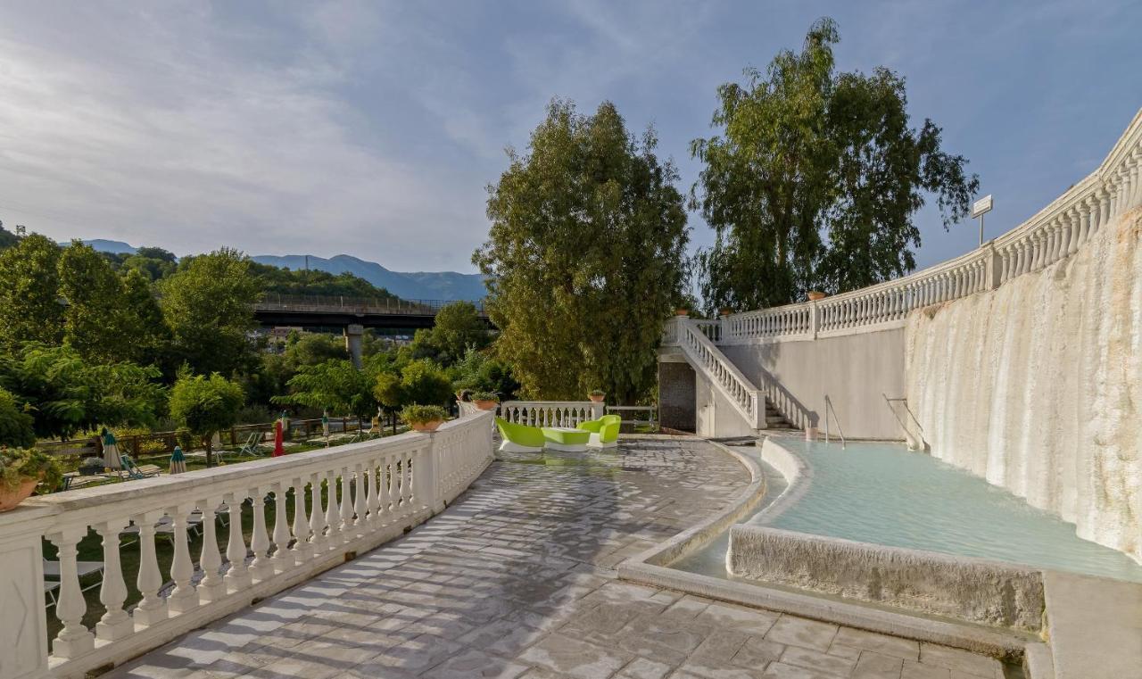 Hotel Terme Capasso คอนตูร์ซี ภายนอก รูปภาพ