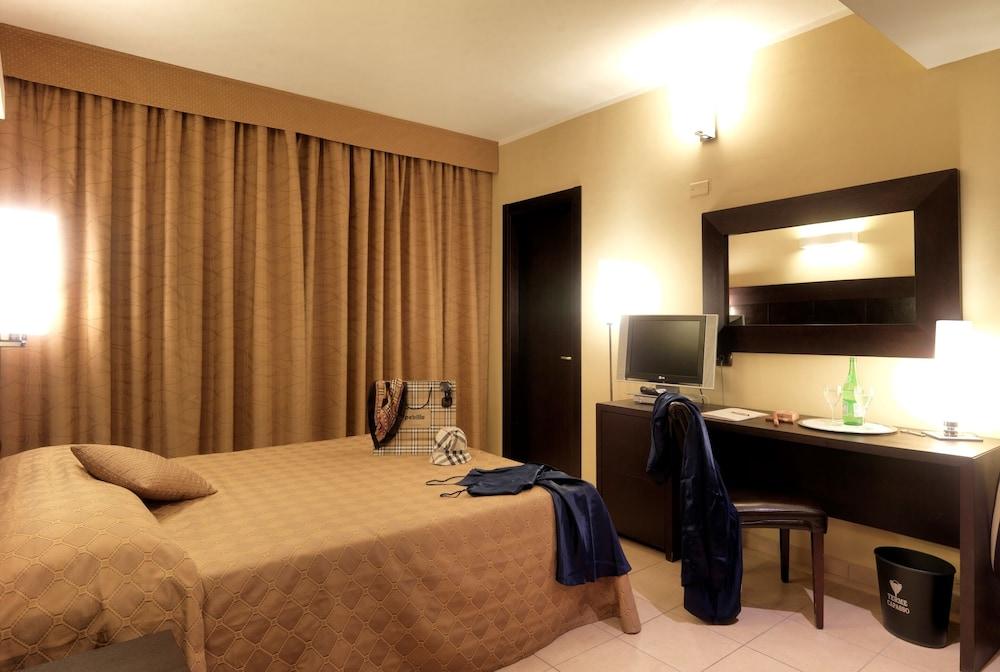 Hotel Terme Capasso คอนตูร์ซี ภายนอก รูปภาพ