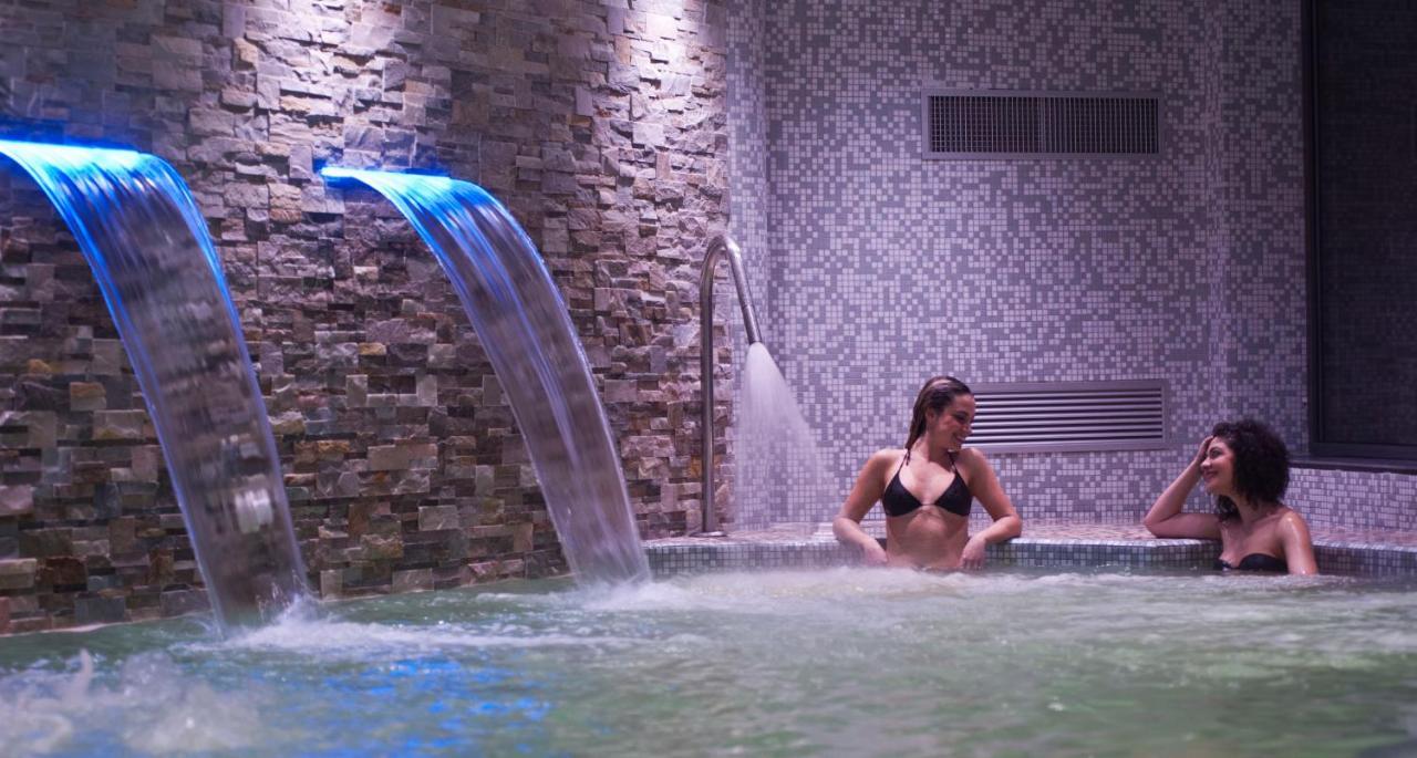 Hotel Terme Capasso คอนตูร์ซี ภายนอก รูปภาพ