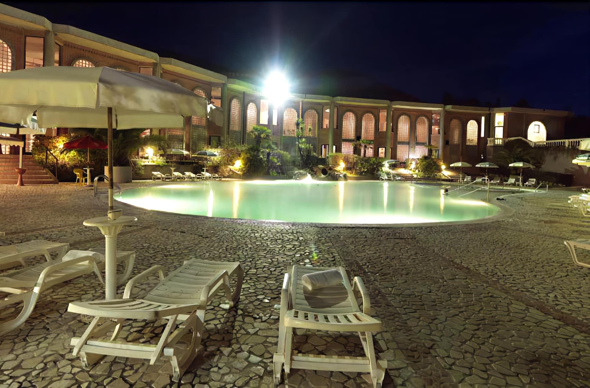 Hotel Terme Capasso คอนตูร์ซี ภายนอก รูปภาพ